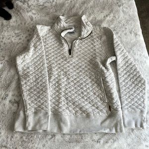 Avalanche - Size Medium Quilted 3/4 Zip Pullover